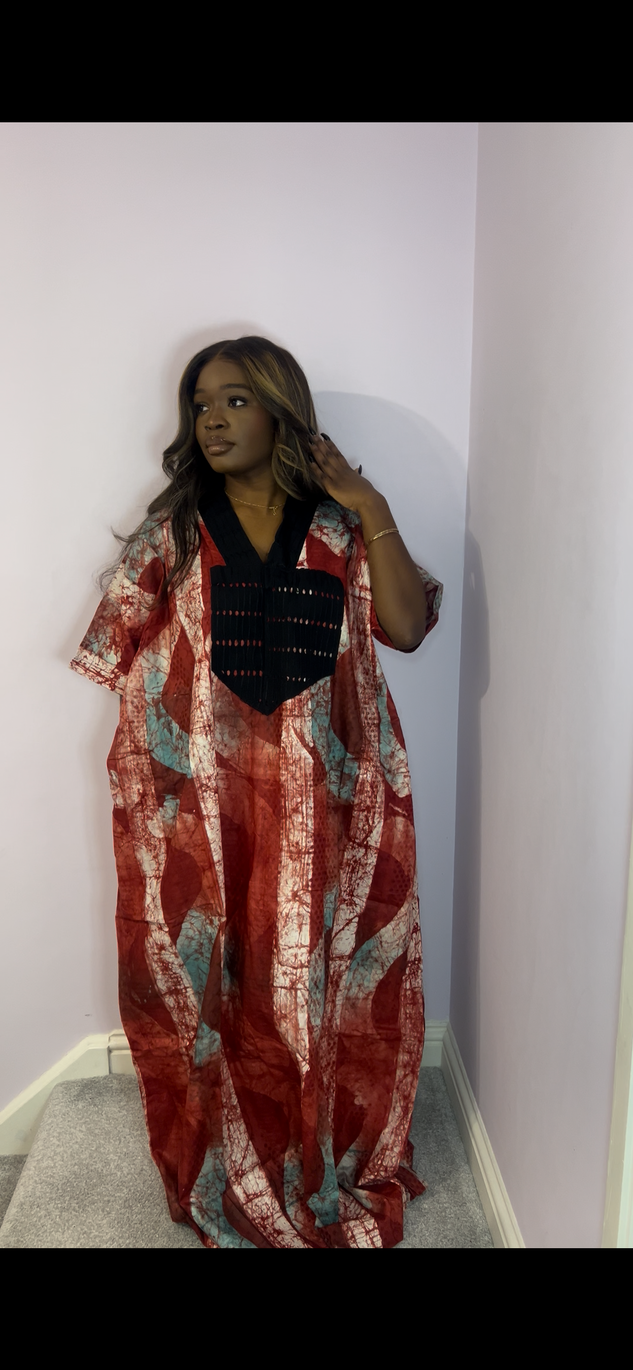 Red one size bubu with black detailing